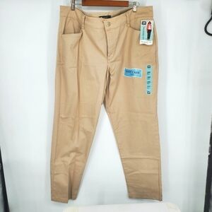 Lee Women's Relaxed Fit Plain Font Straight Leg Pants Size 18 W Khakis NWT